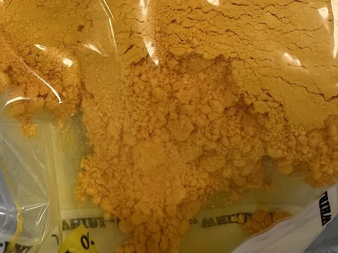 Orange-yellow coenzyme Q10 powder